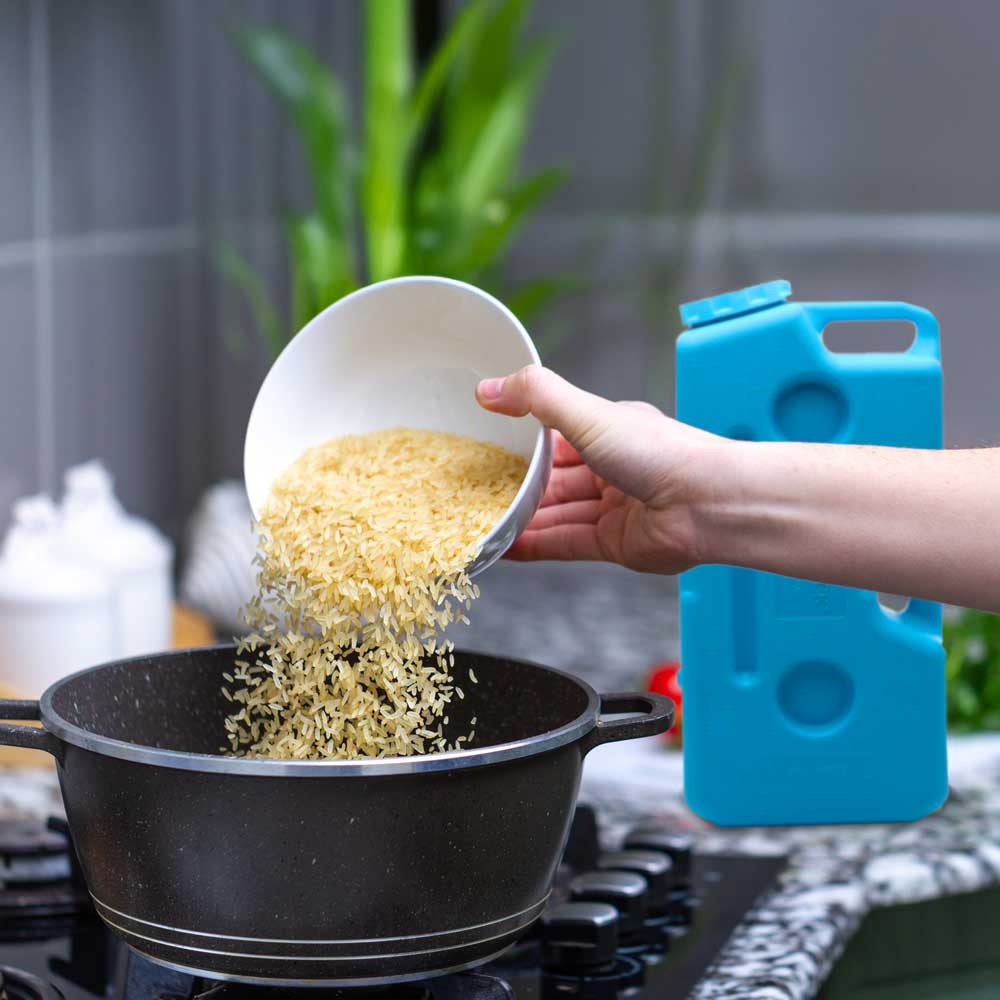 AquaBrick Container - 6 pack With Spigot